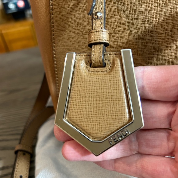 FENDI Petite 2Jours brown leather Tote - Picture 3 of 14